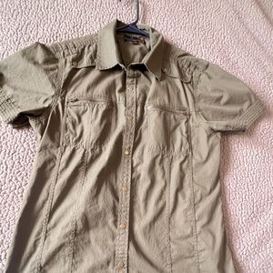 Guess military green shirt size medium